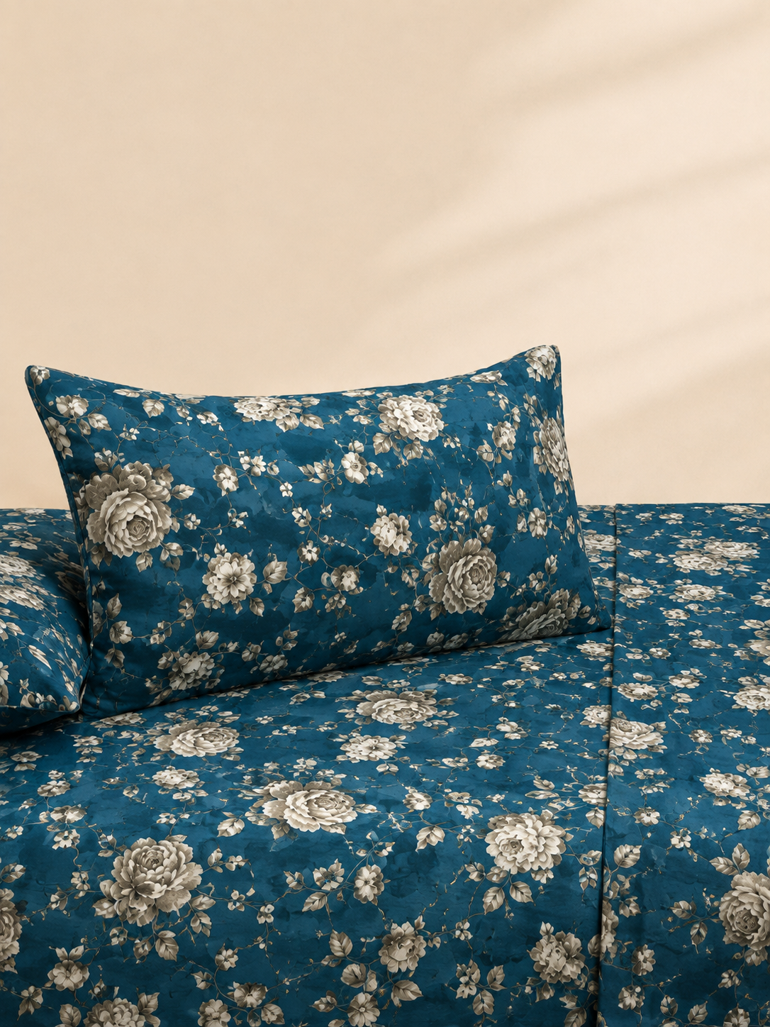 Blue Garden 3 Pc Bed Sheet Set by MeruHome – gallery view 3