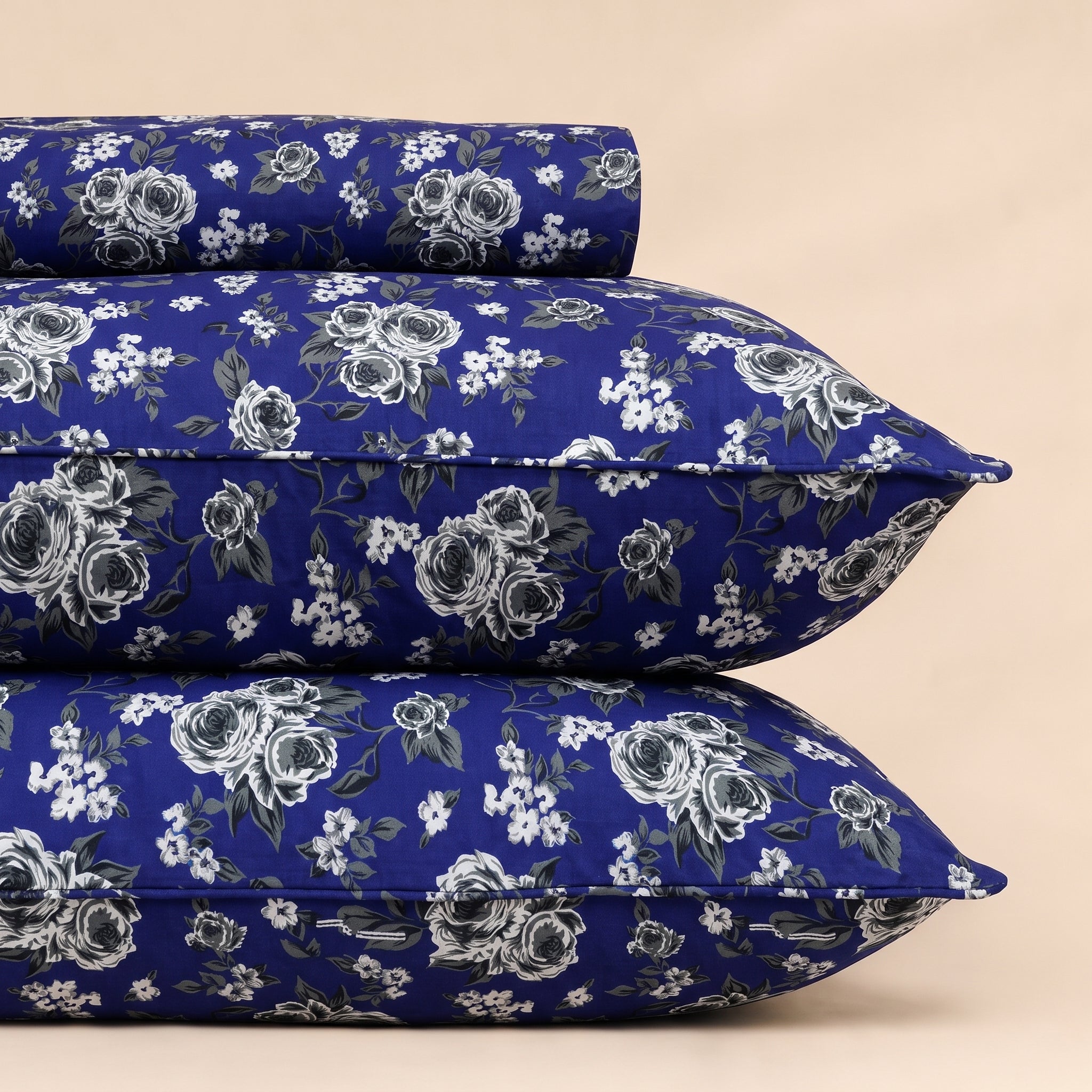 Blue Vintage 3 Pc Bed Sheet Set by MeruHome – gallery view 2