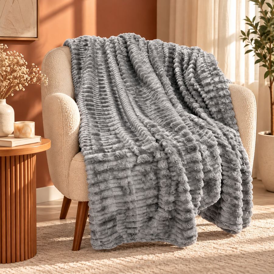 Mist Grey Bubble Blanket 1