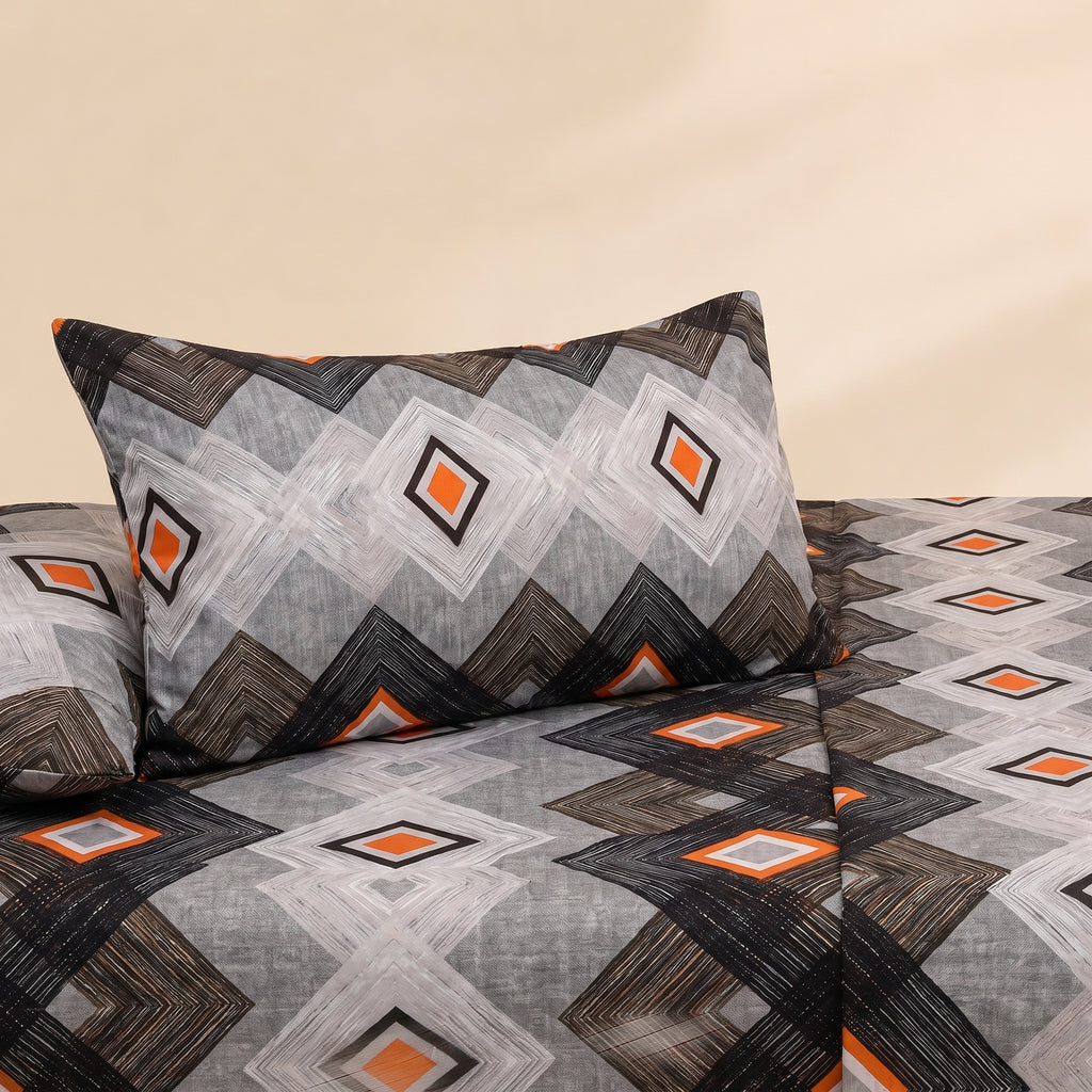 Geometric Maze 3D 7 Pc Quilted Comforter Set by MeruHome – gallery view 2