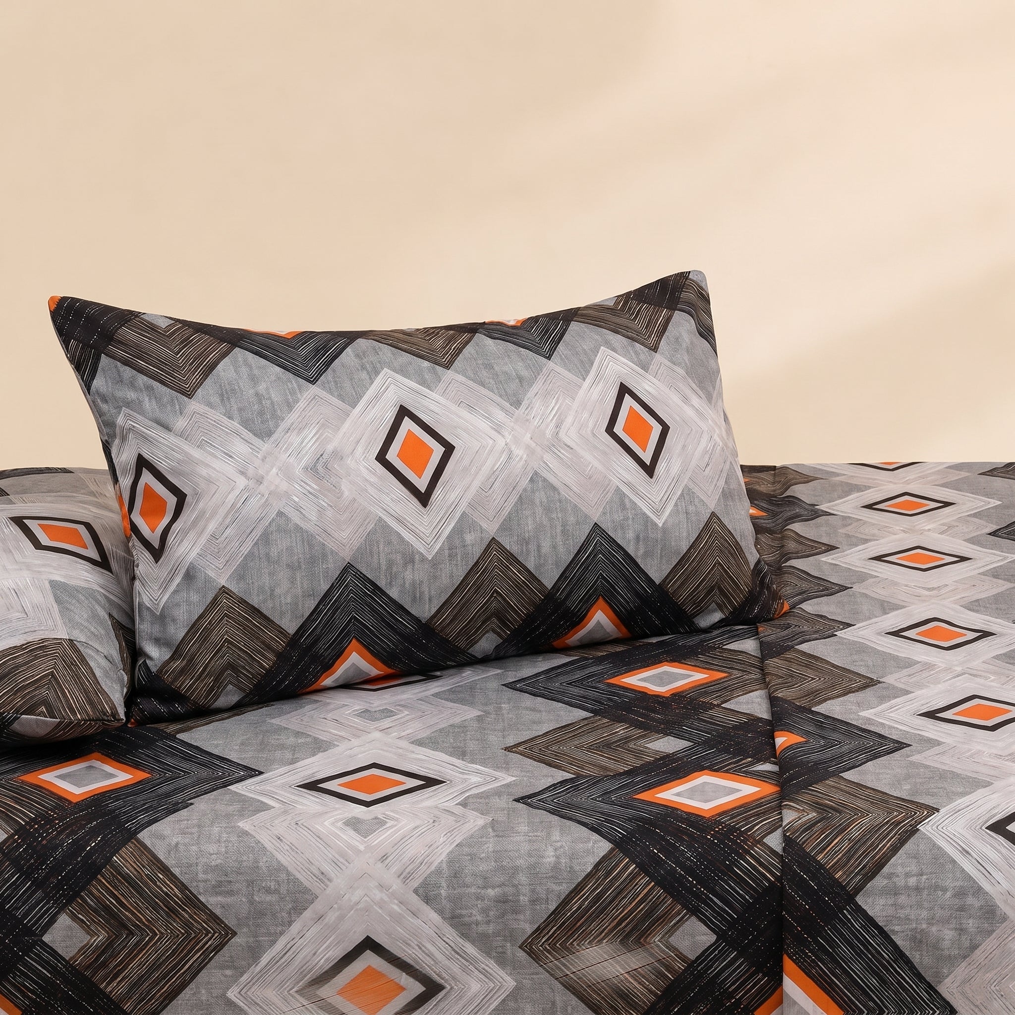Geometric Maze 3D 7 Pc Quilted Comforter Set by MeruHome – gallery view 2